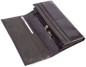 Жіночий лаковий гаманець на магніті Marco Coverna (16638)