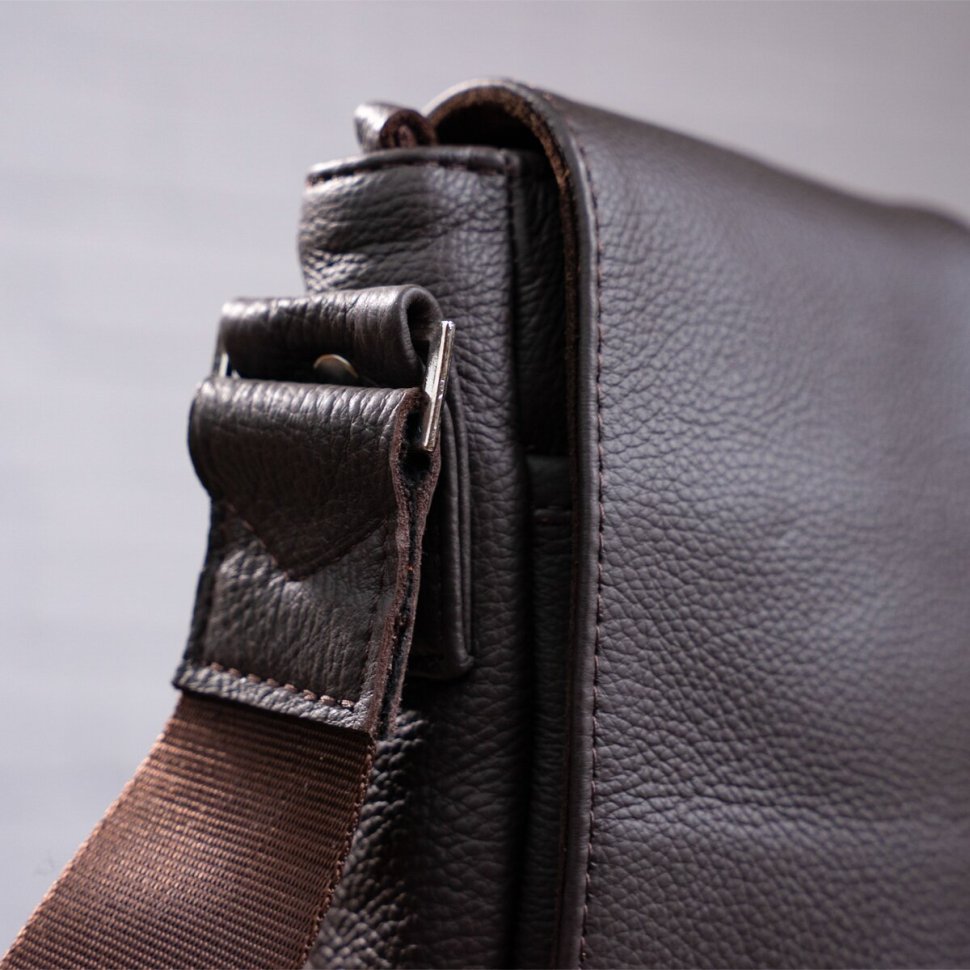 Коричневая мужская сумка из фактурной кожи с плечевым ремнем SHVIGEL (00852)