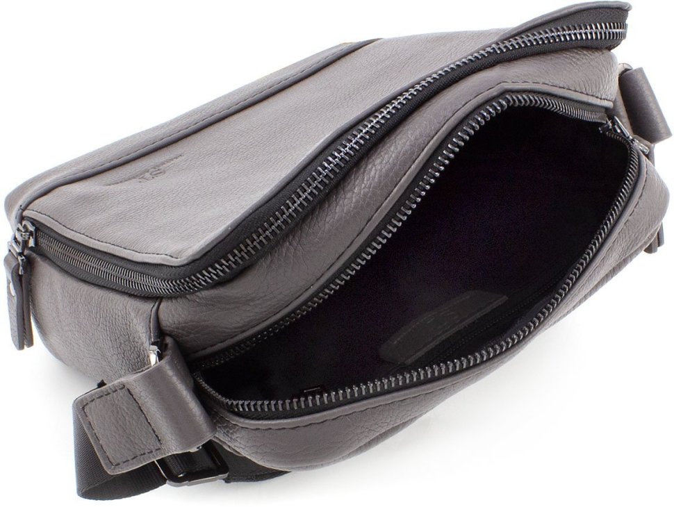 Чоловіча наплечная сумка сірого кольору з натуральної шкіри Leather Collection (11110)