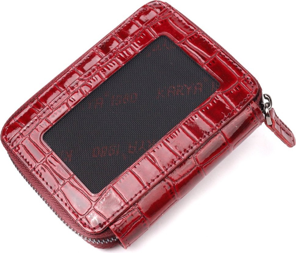 Стильний жіночий гаманець із натуральної лакової шкіри червоного кольору з тисненням під крокодила KARYA (2420970)
