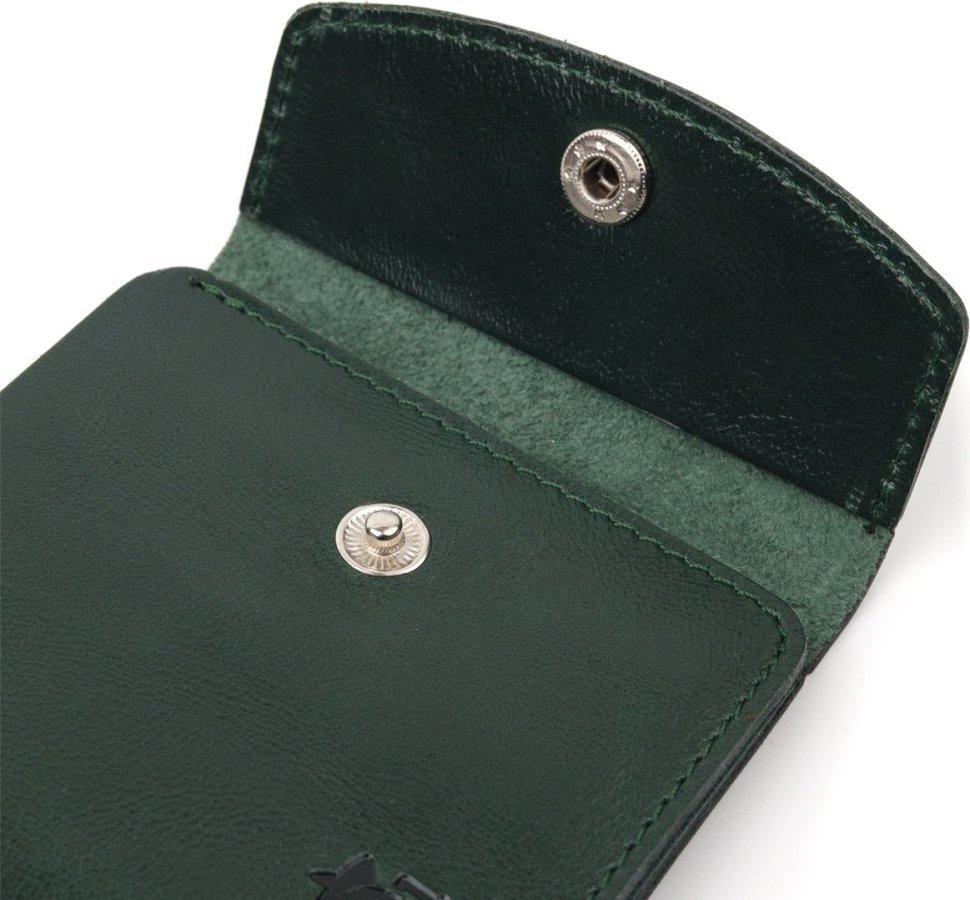 Зеленый кожаный кошелек компактного размера на кнопке Shvigel (2416619)