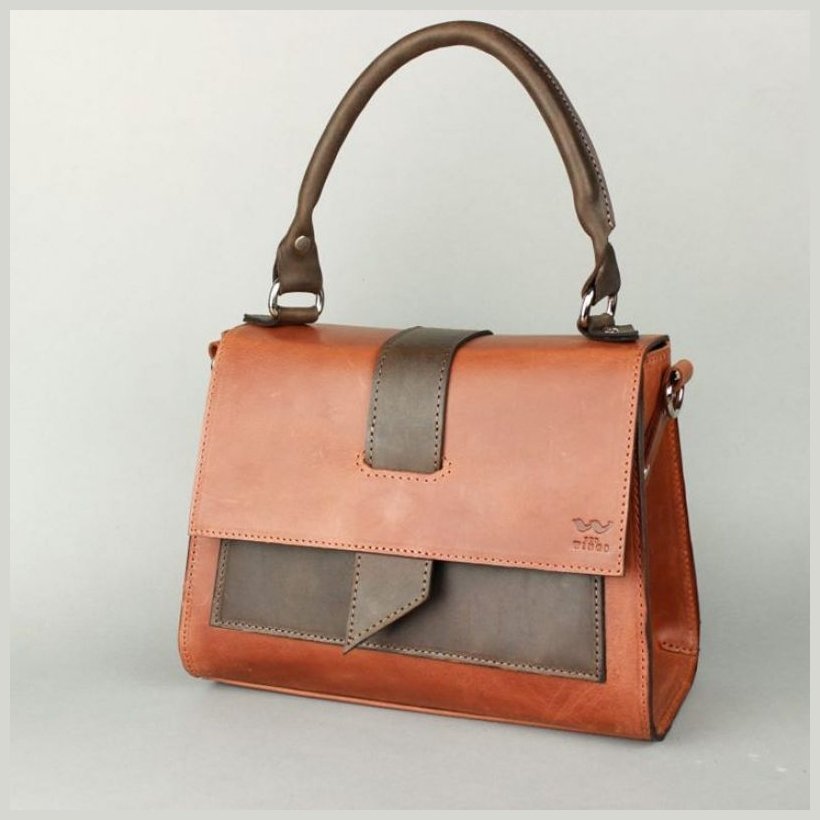 Коньячно-коричнева жіноча сумка з вінтажної шкіри із клапаном BlankNote Ester 78984
