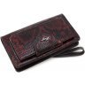 Жіночий гаманець-клатч на зап'ясті із чорно-червоної шкіри з візерунком KARYA (19604) - 4