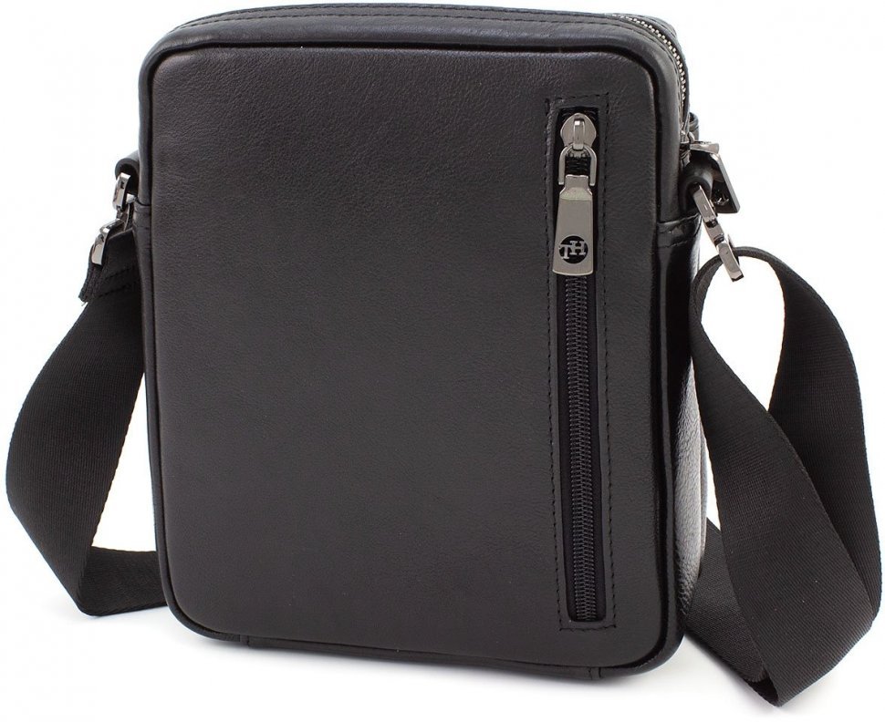 Шкіряна невелика чоловіча сумка чорного кольору з ремінцем через плече H.T Leather (3642-5)