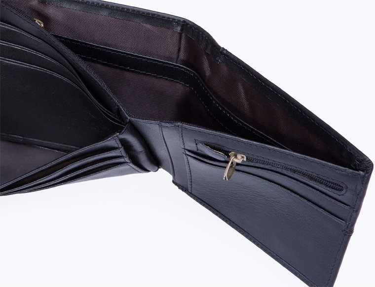 Повседневное горизонтальное мужское портмоне из гладкой кожи черного цвета Vintage (2420040)