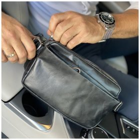 Чорна шкіряна чоловіча сумка-бананка на пояс Tiding Bag 77485