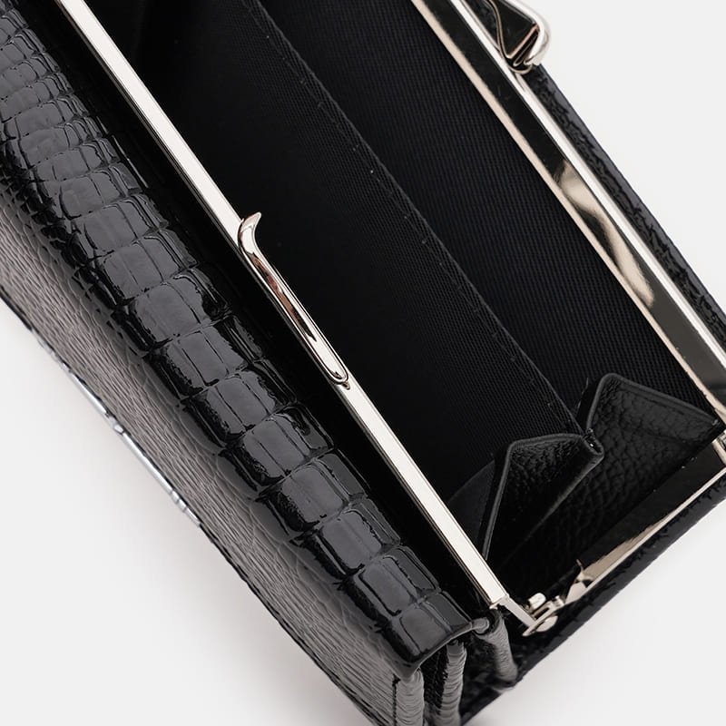 Женский лаковый кожаный кошелек из кожи с фактурой под рептилию на кнопке Ricco Grande 109085 черного цвета modnotak фото №5