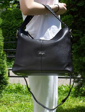 Вместительная женская сумка из черной кожи флотар на две молнии KARYA (21036)