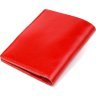 Красный женский кошелек из натуральной кожи с хлястиком на кнопке Shvigel (2416503) - 2
