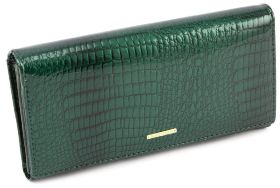 Зелений лаковий гаманець з візерунком під крокодила Marco Coverna (16641)