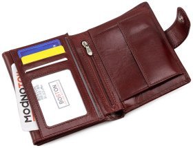 Кожаное гладкое портмоне на кнопке BOSTON (16714) 