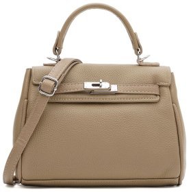 Деловая женская сумка из натуральной кожи с ручкой Borsa Leather 108886 бежевого цвета