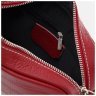 Небольшая красная женская сумка-кроссбоди из натуральной кожи под крокодила Keizer 71687 - 5