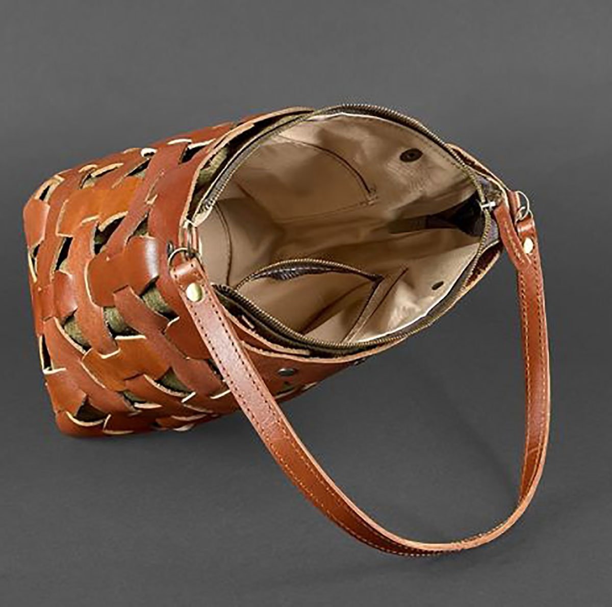 Светло-коричневая сумка из натуральной кожи на плечо BlankNote Пазл M (12761)