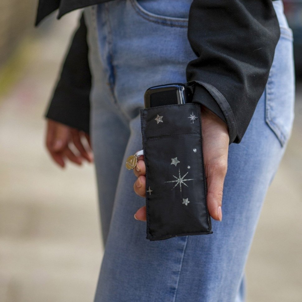 Женский складной зонт Fulton L501 Tiny-2 Glitter Stars Black (механика, ультракомпактный, черный с блестящими звездами) 94287 modnotak фото №4