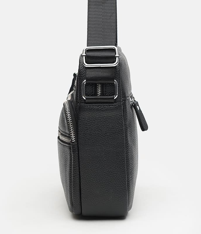 Мужская черная сумка на плечо из фактурной кожи горизонтального формата Keizer (19370)