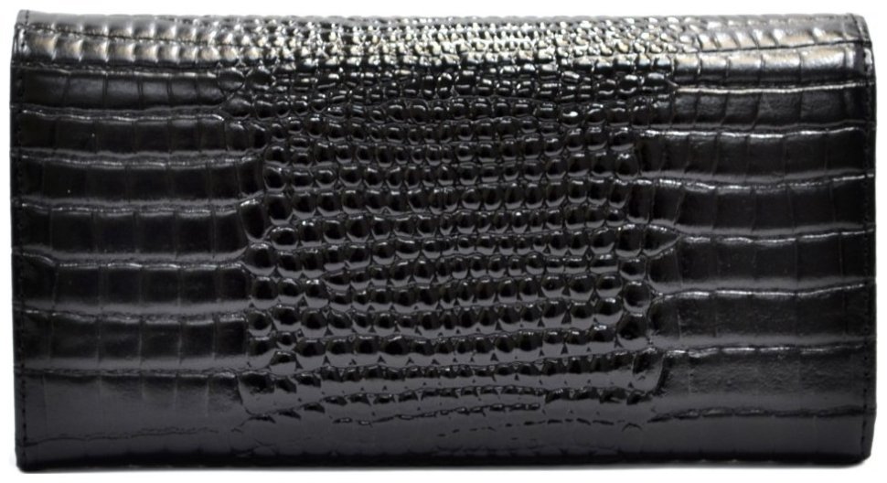 Вместительный женский кошелек из натуральной кожи под фактуру крокодила Desisan 106887 черного цвета на кнопке modnotak фото №2