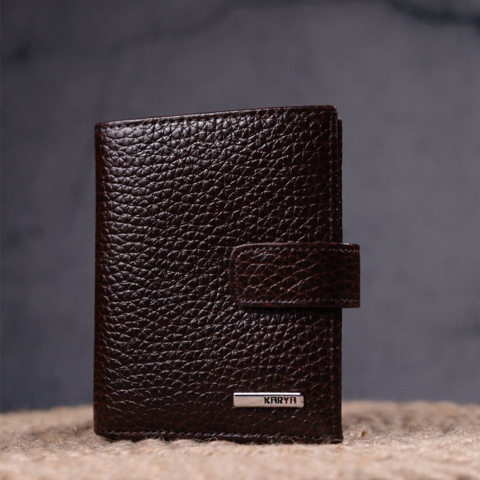 Чоловічий невеликий гаманець з натуральної шкіри флотар коричневого кольору KARYA (2421389)