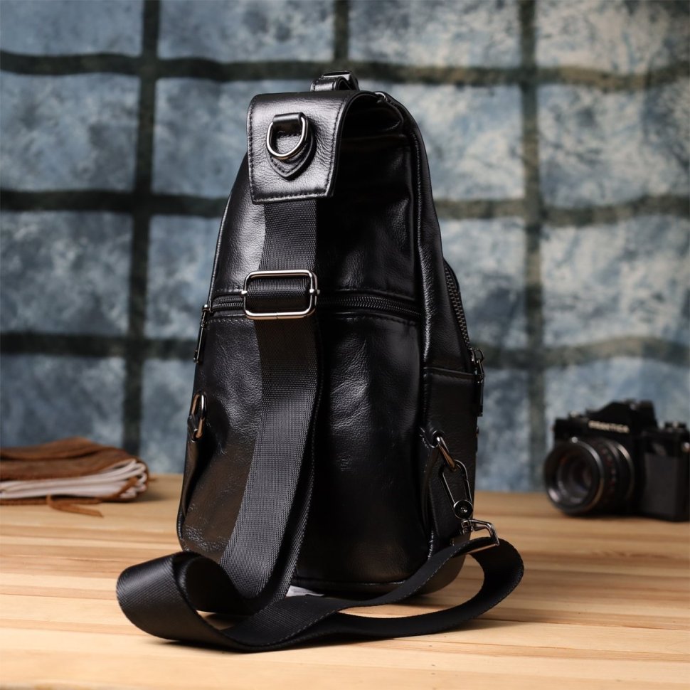 Повседневная мужская слинг-сумка из качественной кожи черного цвета Vintage 98187 фото №10 Повседневная мужская слинг-сумка из качественной кожи черного цвета Vintage 98187 modnotak фото №10