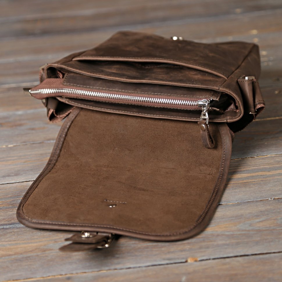 Мужская коричневая наплечная сумка из матовой кожи SHVIGEL (00890)