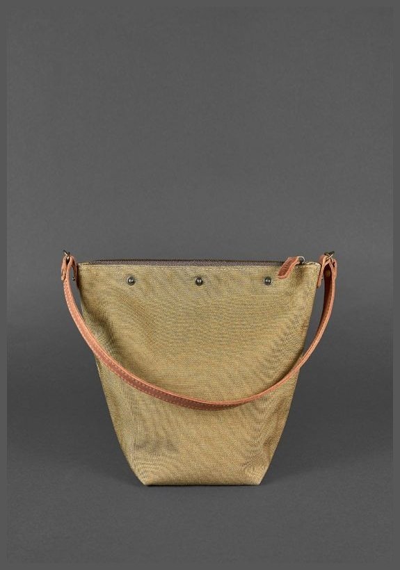 Плетеная сумка из винтажной кожи светло-коричневого цвета BlankNote Пазл M (12762)
