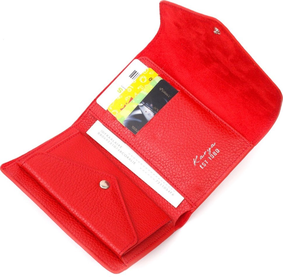 Компактний жіночий гаманець натуральної лакової шкіри червоного кольору KARYA (2421074)