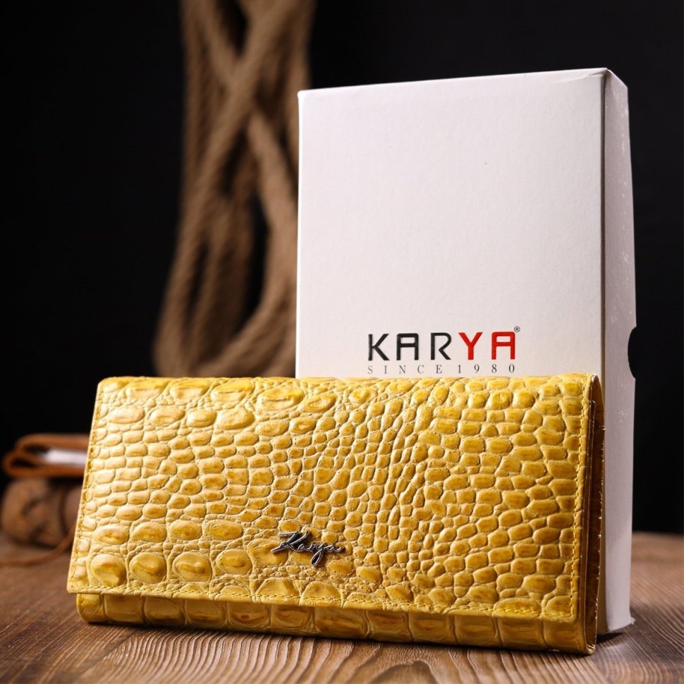 Жовтий жіночий гаманець із натуральної шкіри з тисненням під крокодила KARYA (2421174)