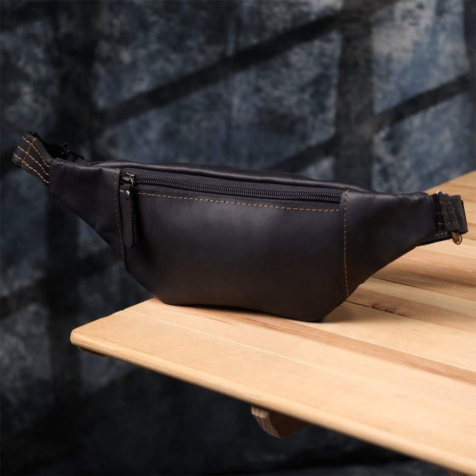 Качественная мужская сумка через плечо из винтажной кожи черного цвета Shvigel 95088 modnotak фото №9