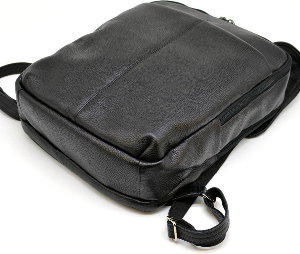 Городской кожаный мужской рюкзак черного цвета TARWA (19789)