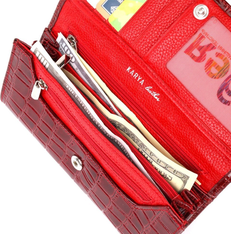 Лаковий жіночий гаманець червоного кольору з натуральної шкіри з тисненням під крокодила KARYA (2421175)
