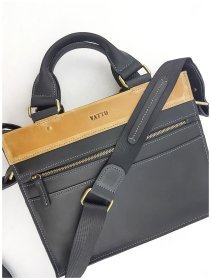 Мужская деловая сумка из кожи Крейзи черная с желтым VATTO (11731)