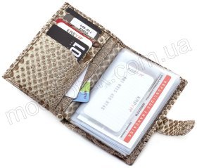 Кожаная обложка для документов с тиснением под рептилию KARYA (440-011)