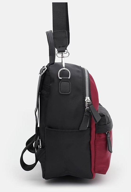 Жіночий текстильний рюкзак-сумка середнього розміру в бордово-чорному кольорі Monsen 71790