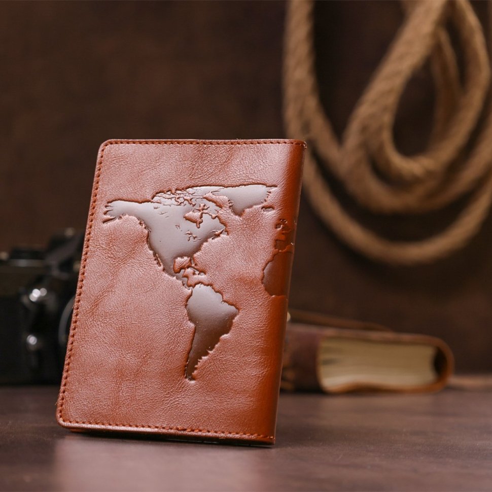 Коричневая обложка на паспорт из натуральной кожи с картой мира Shvigel (2413919)