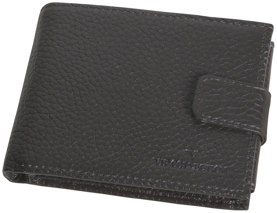 Коричневе портмоне з фіксацією на кнопку в зернистій шкірі Vip Collection 102590 фото №1 Коричневе портмоне з фіксацією на кнопку в зернистій шкірі Vip Collection 102590 modnotak фото №1