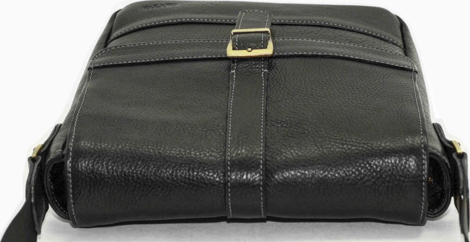 Чорна чоловіча сумка планшет з фактурної шкіри з клапаном VATTO (11931)