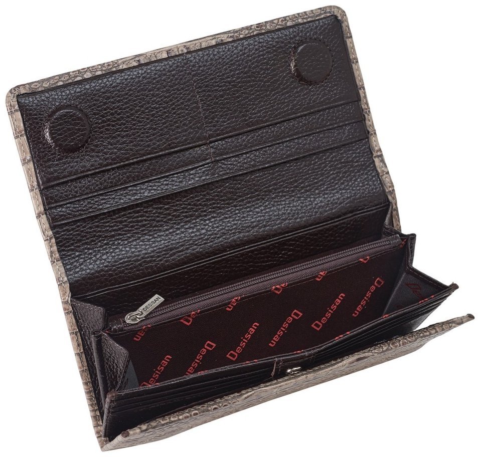 Большой женский кошелек на магните с фактурой под крокодила Desisan 107190 бежевого цвета фото №4 Большой женский кошелек на магните с фактурой под крокодила Desisan 107190 бежевого цвета modnotak фото №4