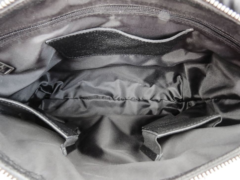 Мужская сумка-мессенджер на плечо из фактурной кожи черного цвета с клапаном TARWA (21683)