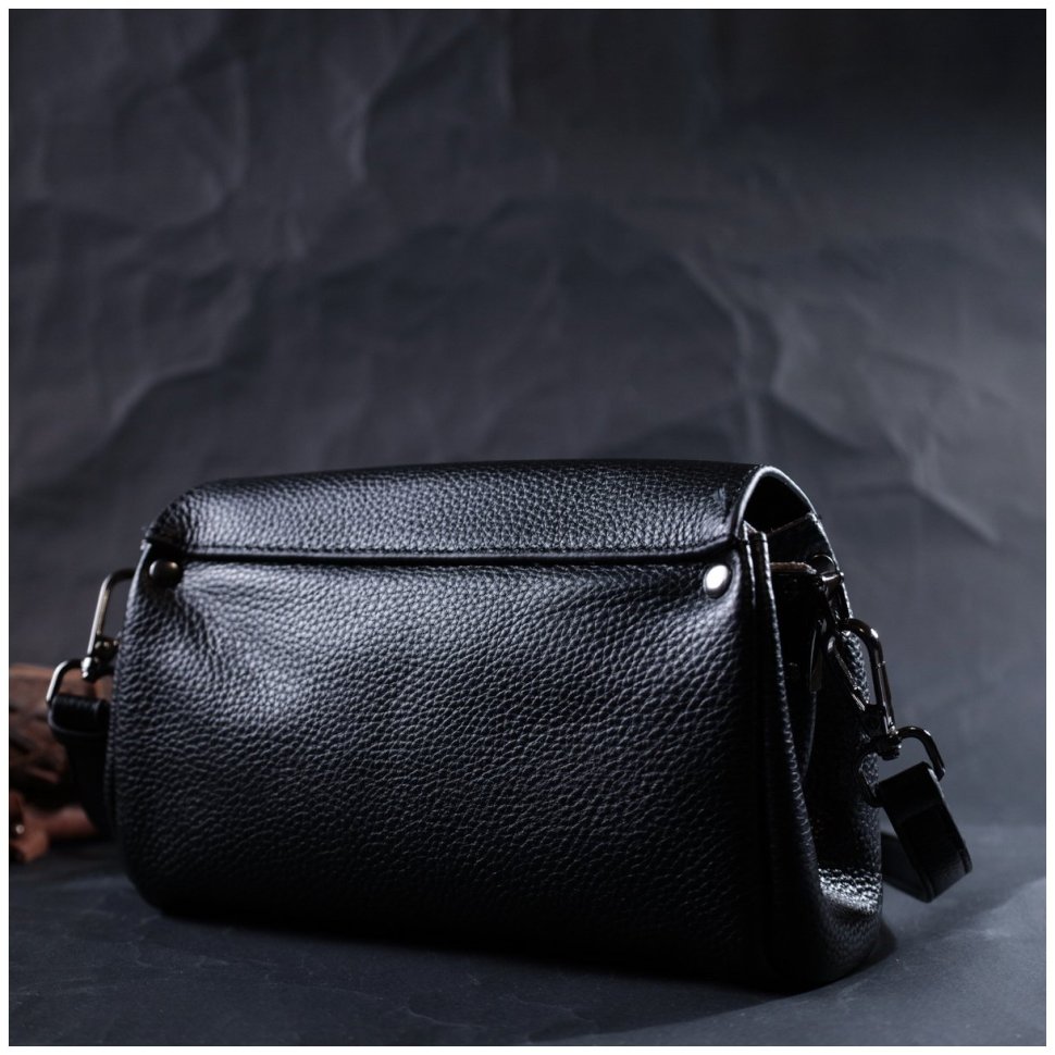 Чорна шкіряна жіноча сумка на плече з клапаном на магнітній кнопці Vintage 2422254