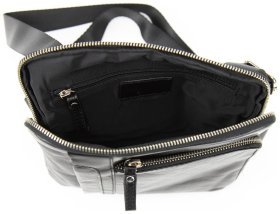 Шкіряна чоловіча сумка планшет чорного кольору Tavinchi 90792