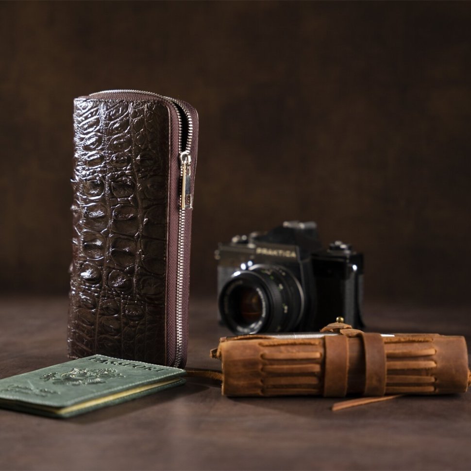 Чоловічий гаманець-клатч з натуральної шкіри крокодила в коричневому кольорі CROCODILE LEATHER (18017)