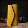 Великий жіночий гаманець із натуральної шкіри жовтого кольору з клапаном Tony Bellucci (2421975) - 6