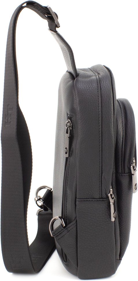 Чоловіча сумка-слінг із якісної натуральної шкіри в чорному кольорі HT Leather (64292)