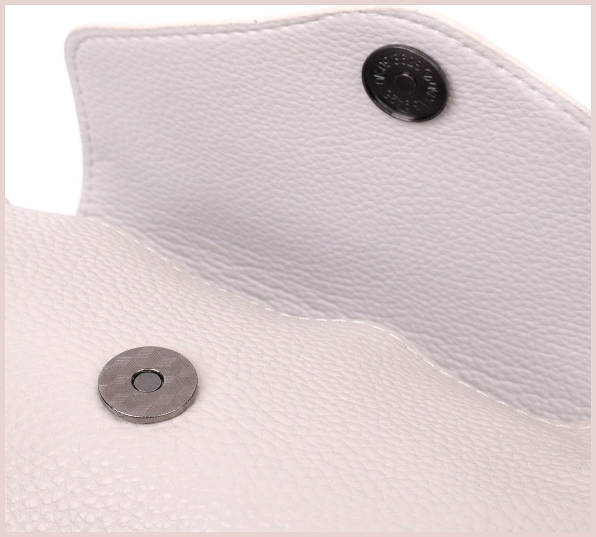 Кожаная женская сумка-кроссбоди белого цвета с клапаном Vintage 2422255