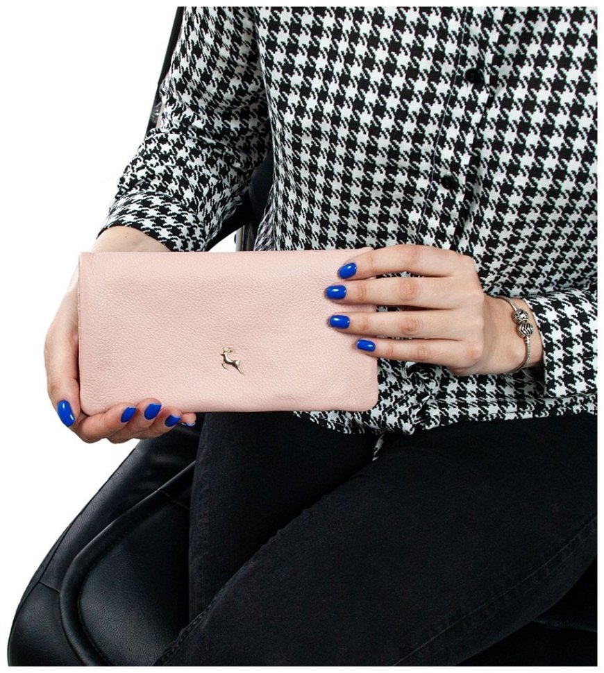 Шкіряний жіночий гаманець на два складення з кнопкою Ashwood J56 94193 (рожевого кольору) modnotak фото №11