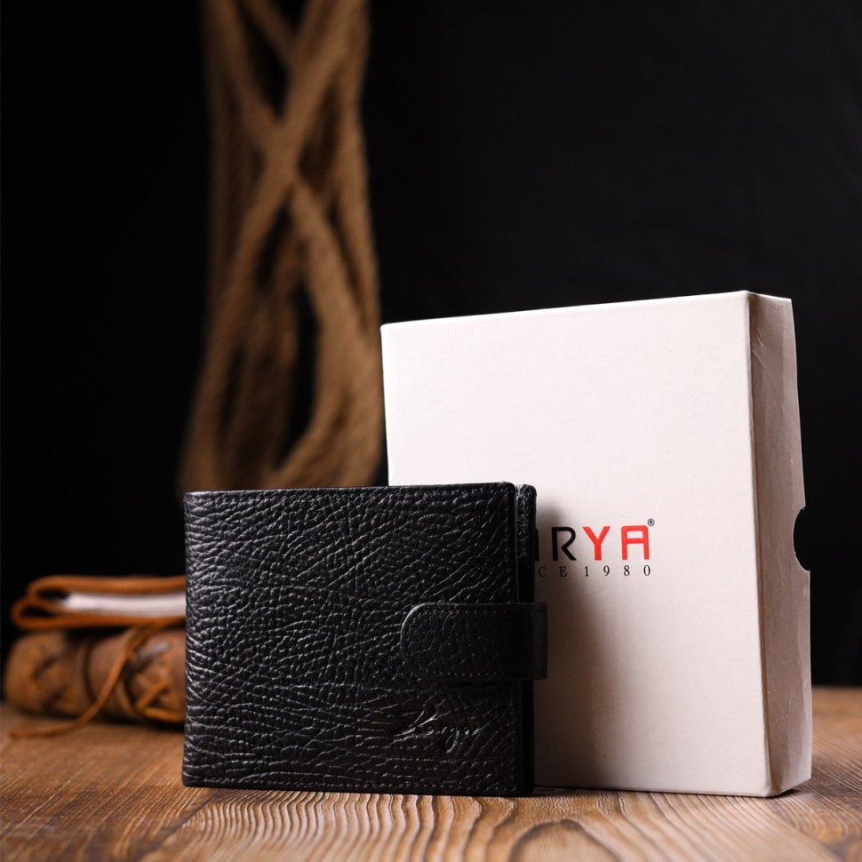 Класичний чоловічий гаманець із натуральної шкіри в чорному кольорі KARYA (2421079)