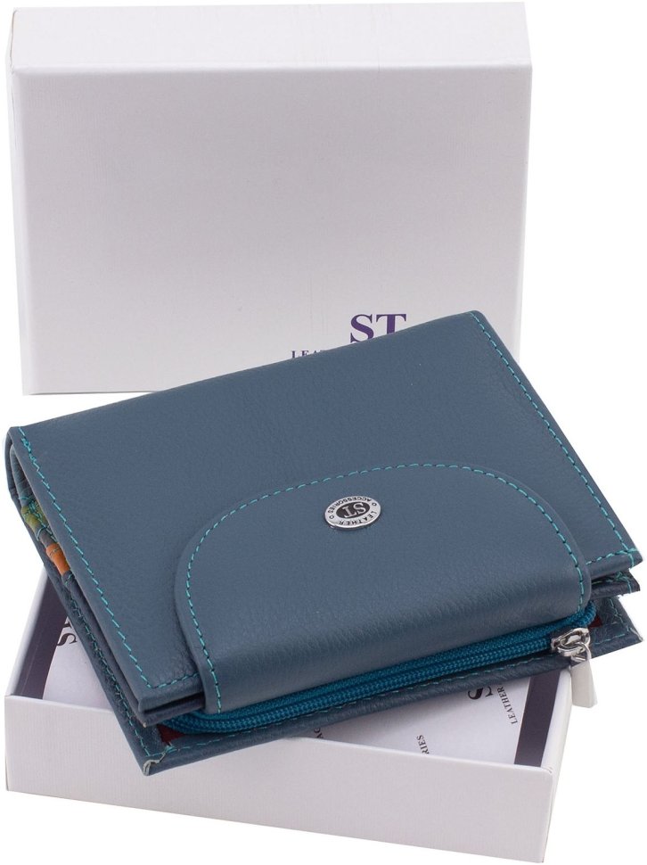 Жіночий шкіряний гаманець синього кольору з хлястиком з автономною монетницею ST Leather 1767293