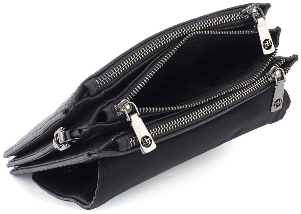 Повседневная мужская сумка на плечо из натуральной кожи флотар черного цвета H.T. Leather 69793