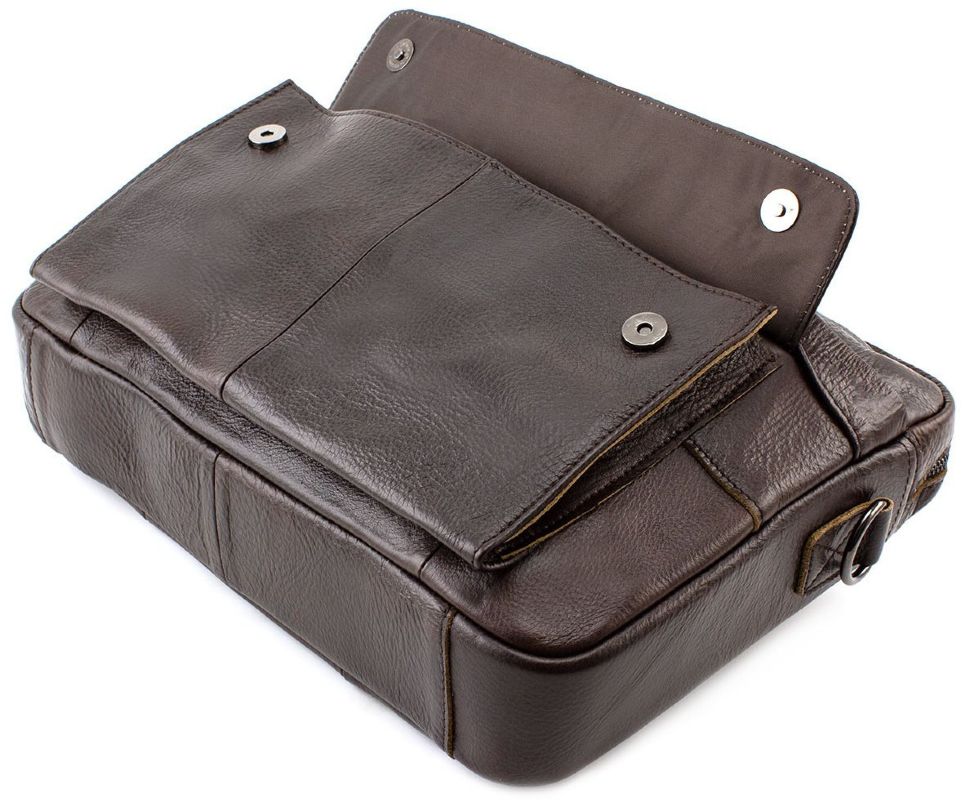 Коричневая недорогая сумка под ноутбук Leather Collection (10441)