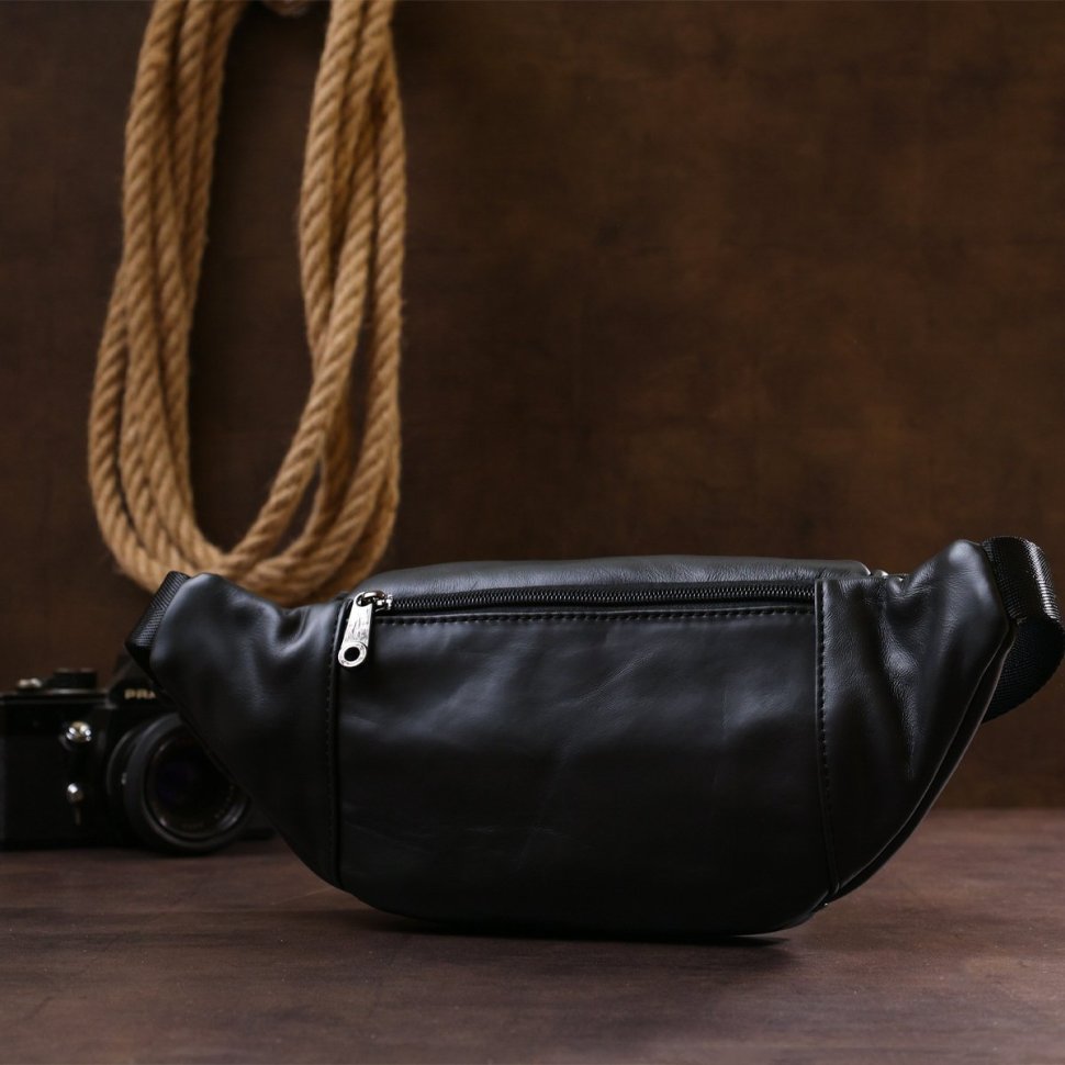 Чоловіча сумка на пояс із гладкої шкіри чорного кольору Vintage (20487)